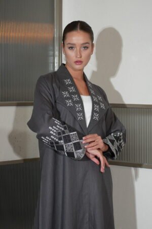 بليزر لينن رمادي مطرز