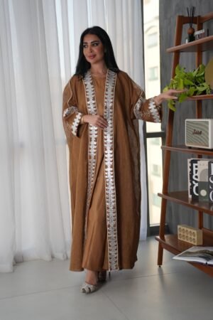 بشت خيشة مطرز